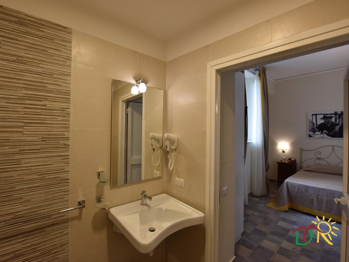 Small Double Room,635942778:JPEG